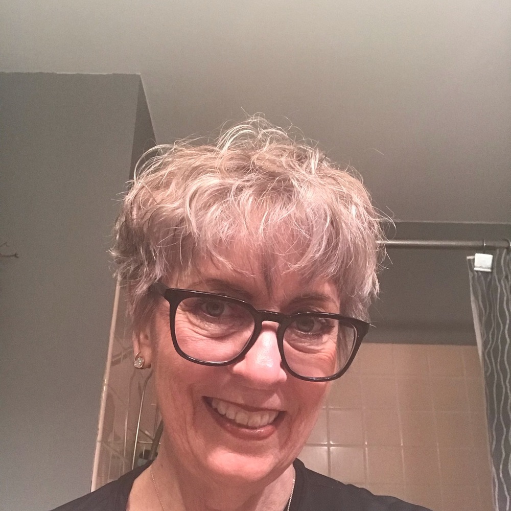 Meet your Posher, Julie